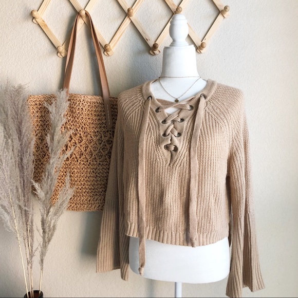 🌸Lace Up Flared Sleeve Sweater - Picture 2 of 6